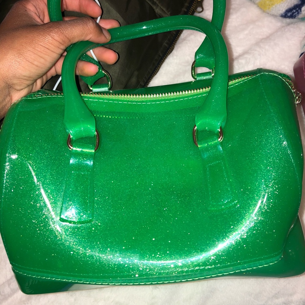 purse - Picture 2 of 2